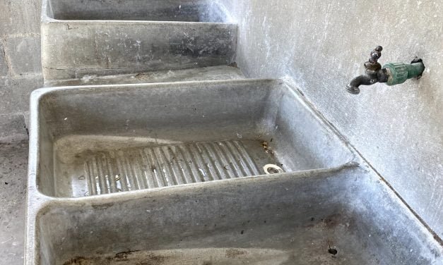 Doing Laundry in Mexico