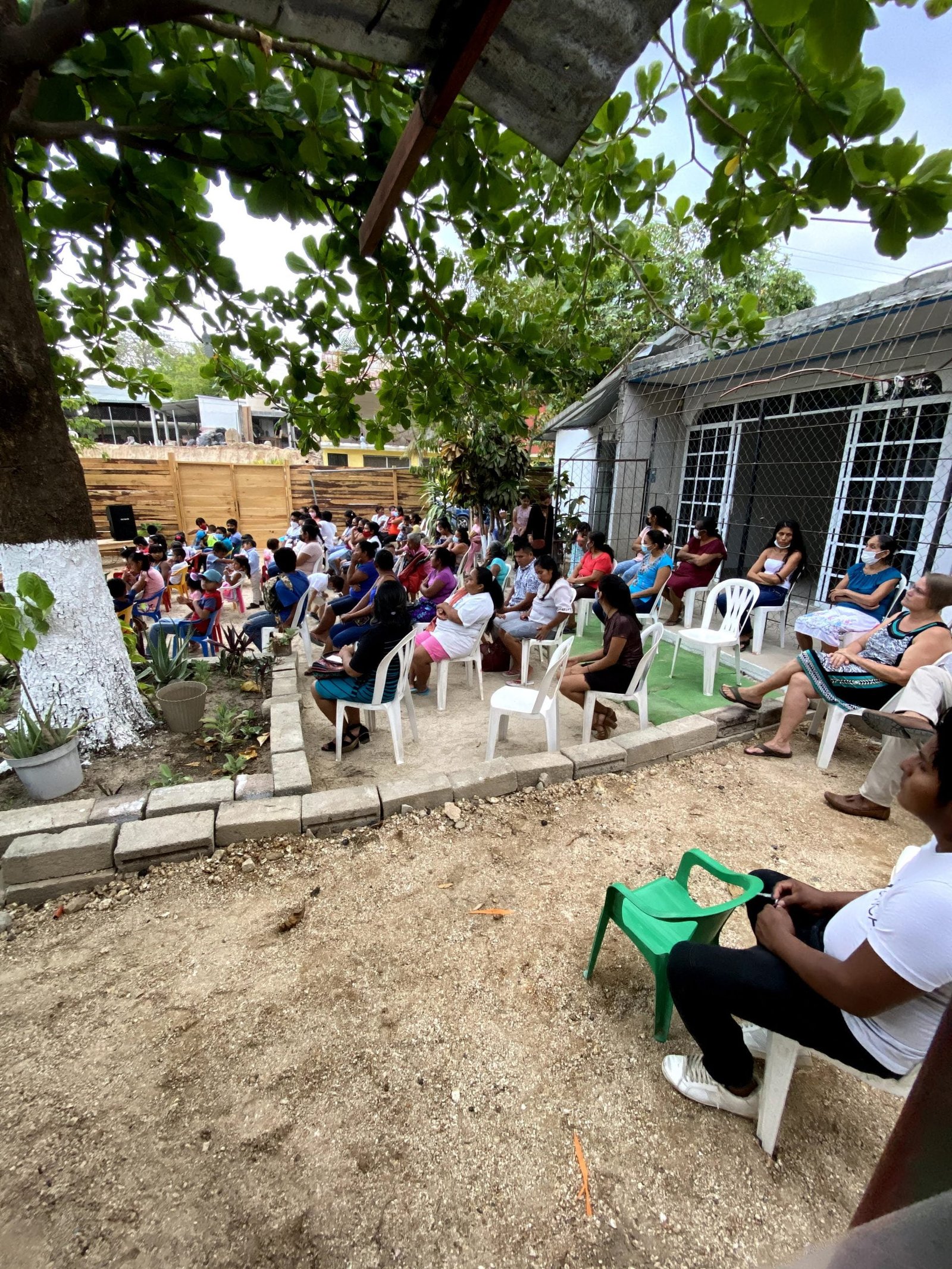 Easter 2021 pan Casa de Esperanza church meeting outside in Mexico